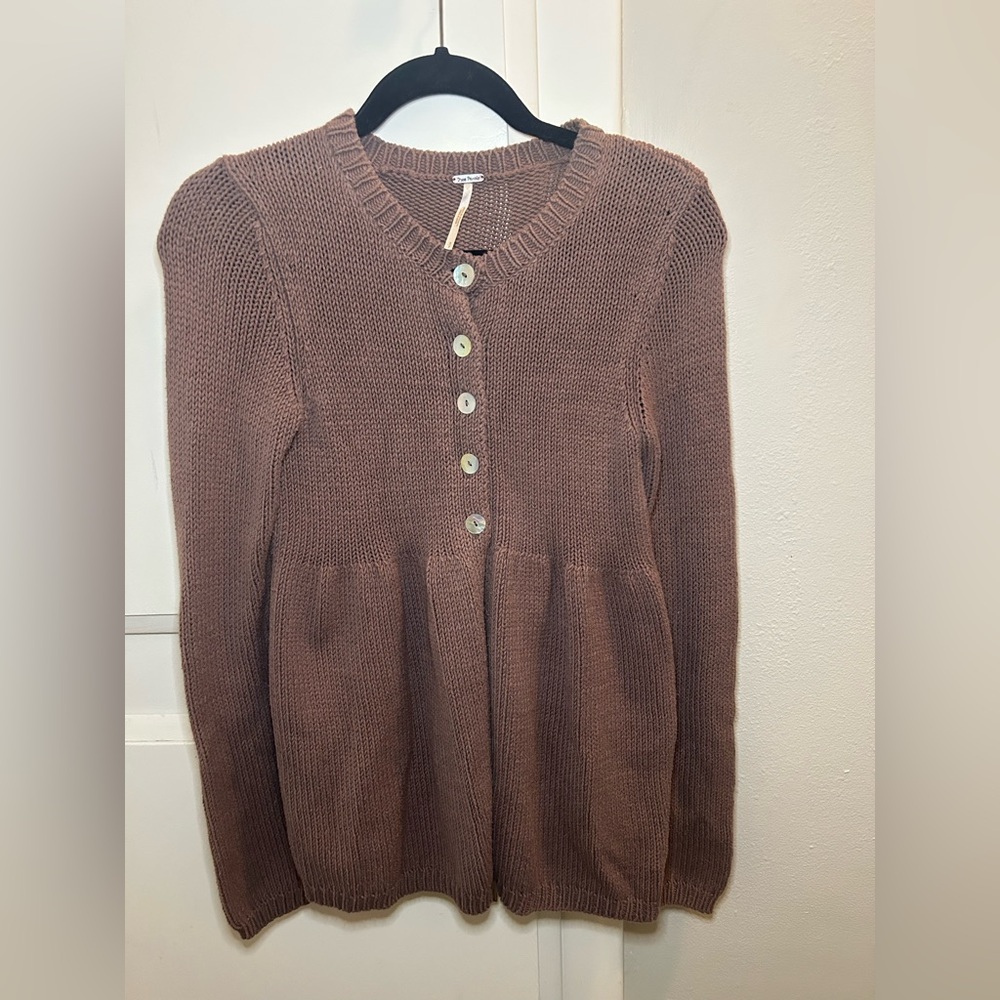 Free People Chunky Knit Peplum Cardigan – Brown Taupe Button Front Sweater XS/S